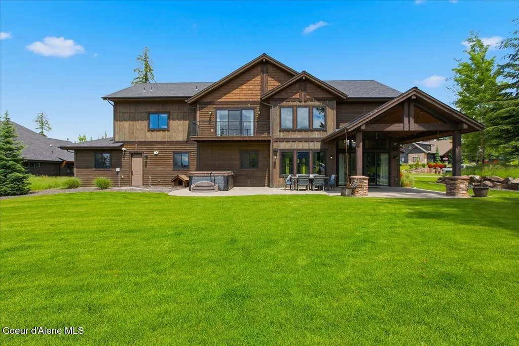 11231 N Mccall Falls Drive Hayden ID 83835