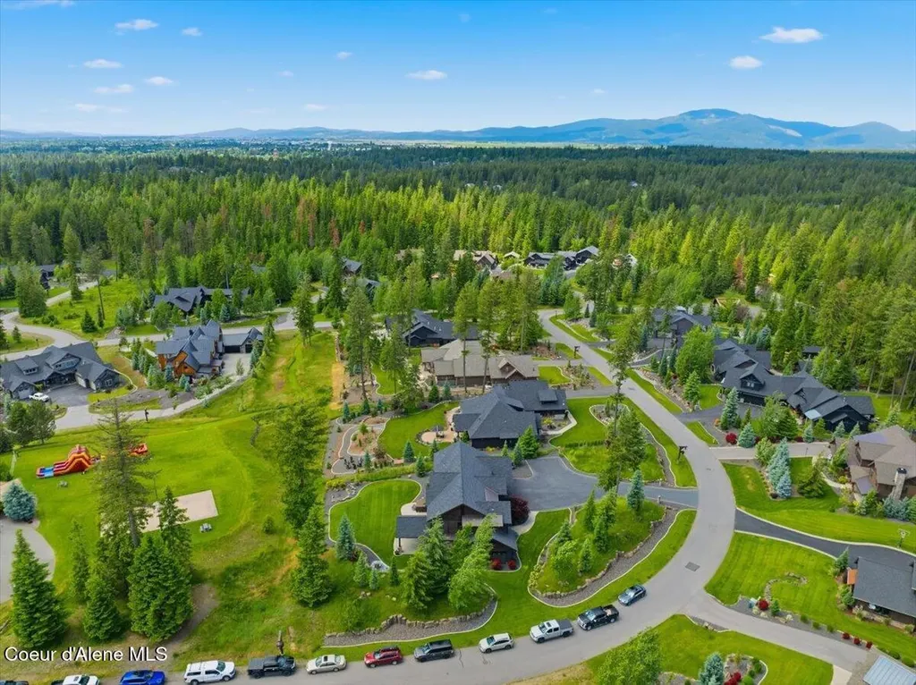 11231 N Mccall Falls Drive Hayden ID 83835