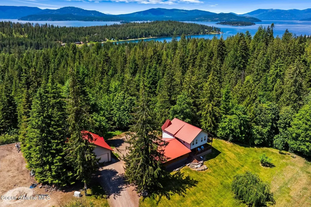 343 W Spring Creek Road Hope ID 83836
