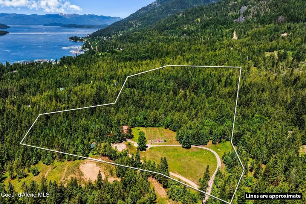 343 W Spring Creek Road Hope ID 83836
