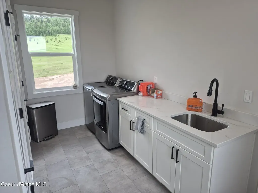 1047 Merideth Road Plummer ID 83851
