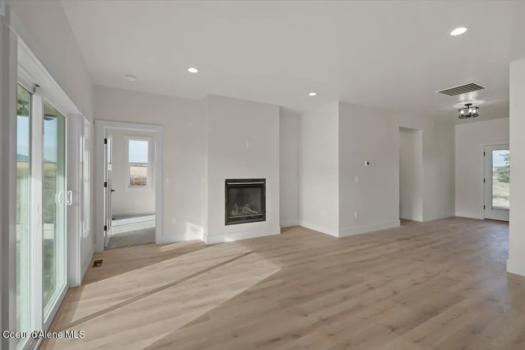 1047 Merideth Road Plummer ID 83851