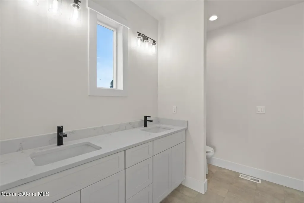 1047 Merideth Road Plummer ID 83851