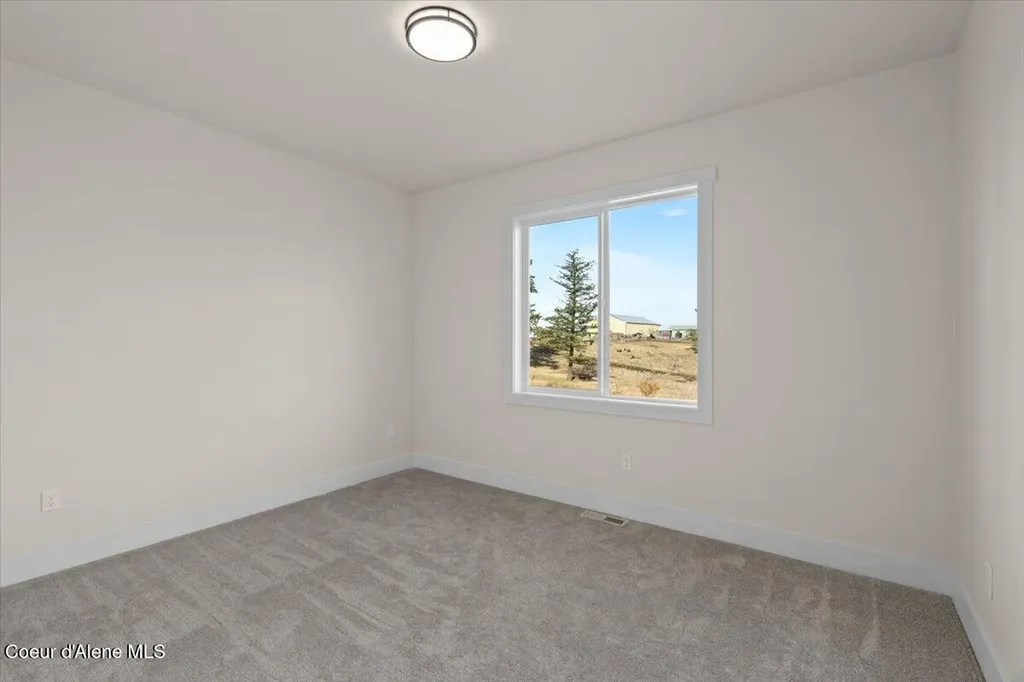 1047 Merideth Road Plummer ID 83851