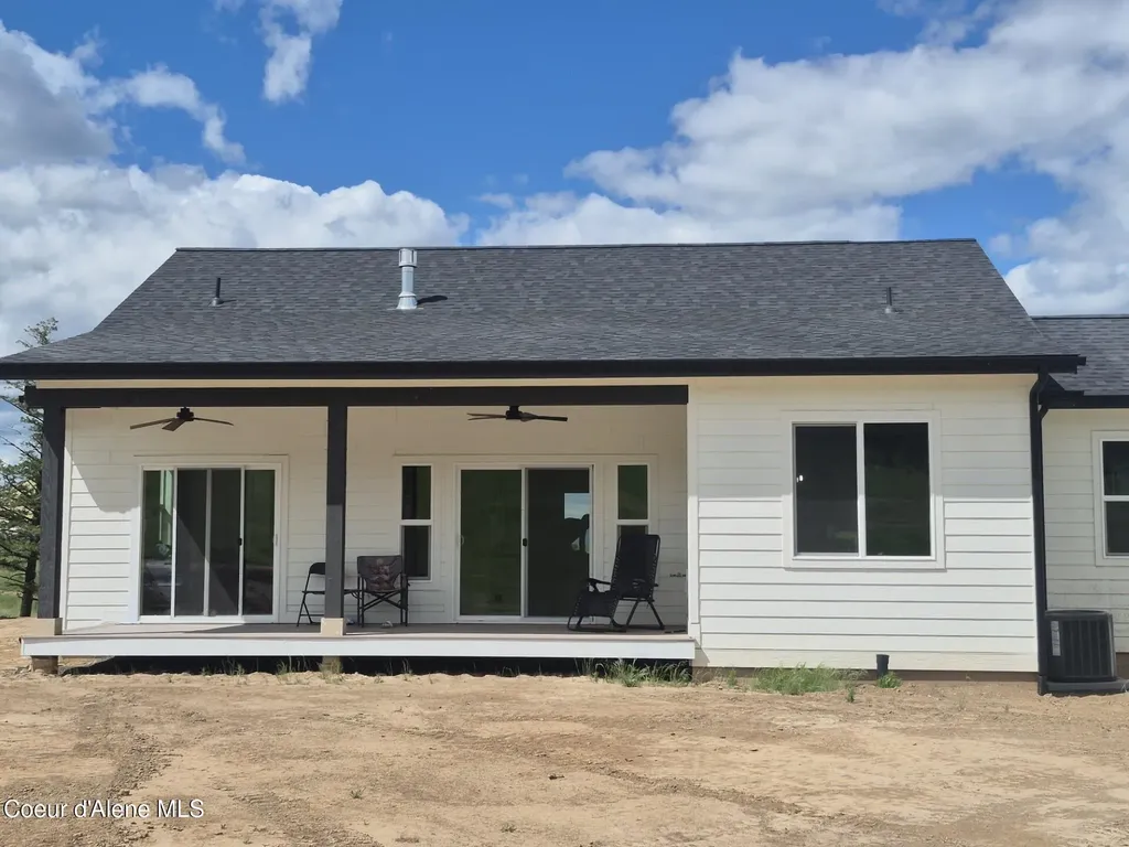 1047 Merideth Road Plummer ID 83851