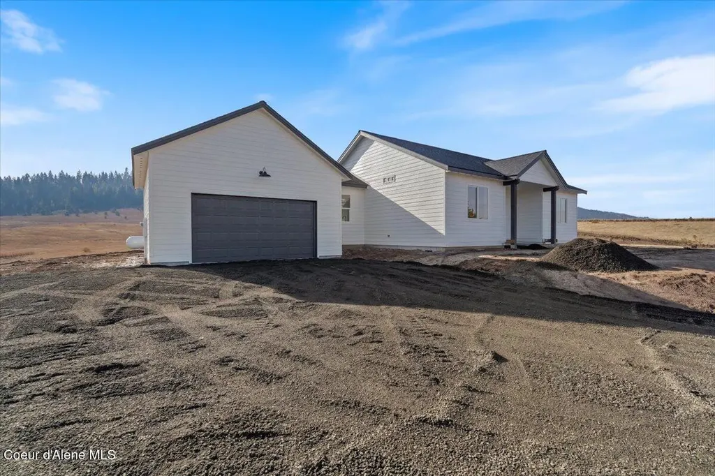 1047 Merideth Road Plummer ID 83851