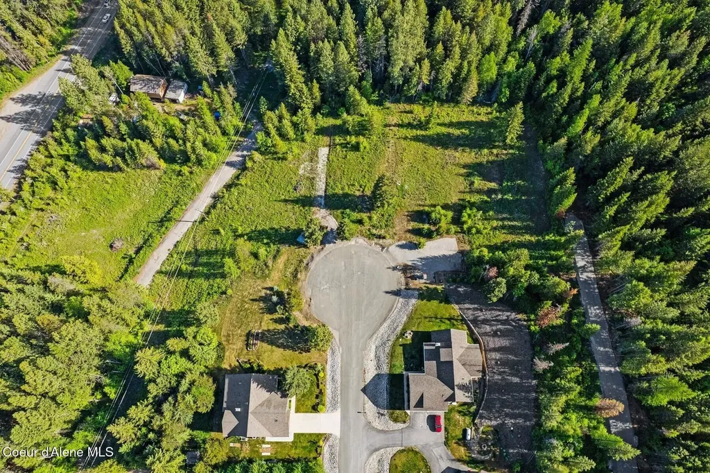 66 Beacon Hill Road Cocolalla ID 83813