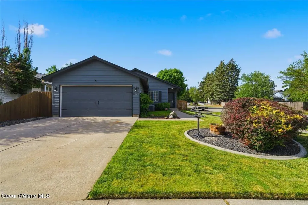 1073 W Kyler Avenue Hayden ID 83835