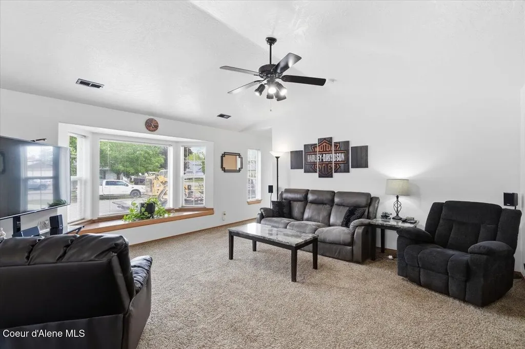 1073 W Kyler Avenue Hayden ID 83835