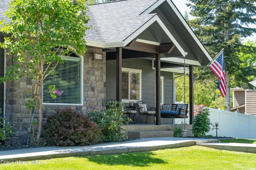 3110 E Lake Forest Drive Hayden Lake ID 83835