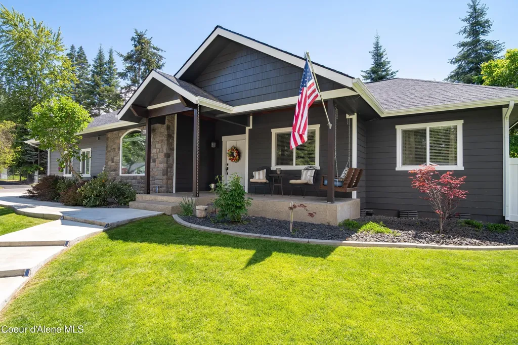 3110 E Lake Forest Drive Hayden Lake ID 83835