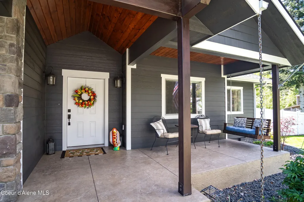 3110 E Lake Forest Drive Hayden Lake ID 83835