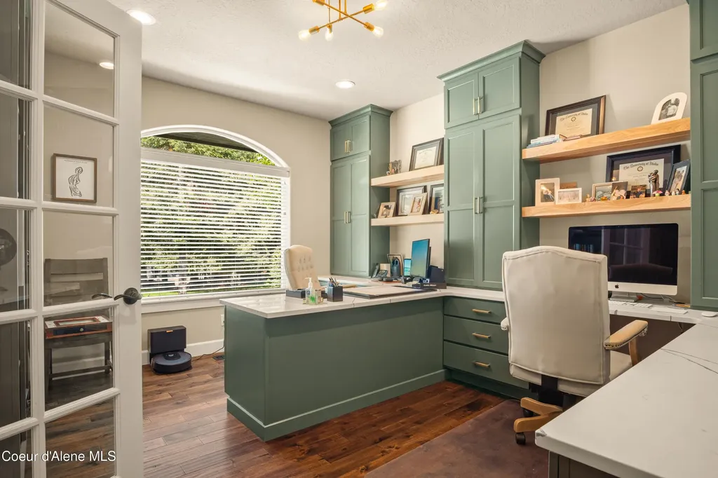3110 E Lake Forest Drive Hayden Lake ID 83835