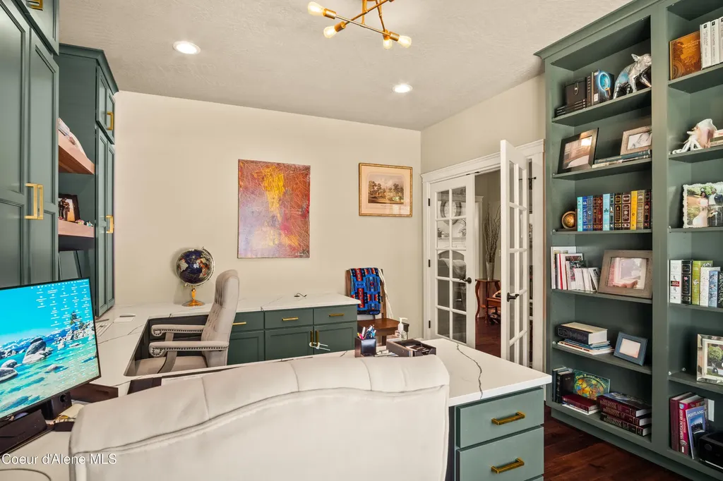 3110 E Lake Forest Drive Hayden Lake ID 83835