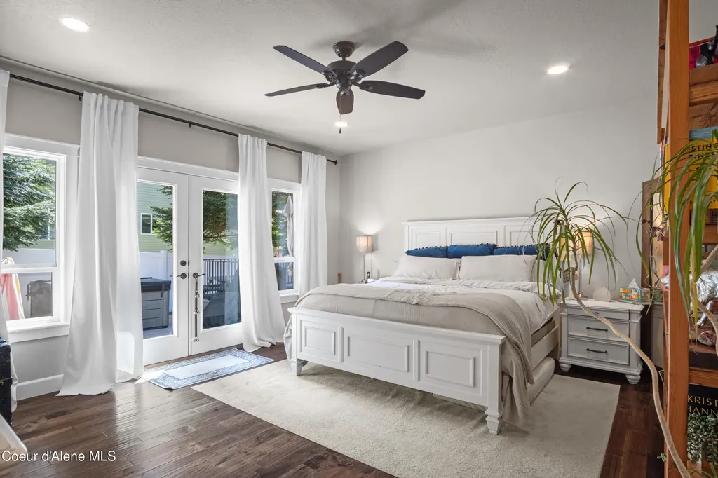 3110 E Lake Forest Drive Hayden Lake ID 83835