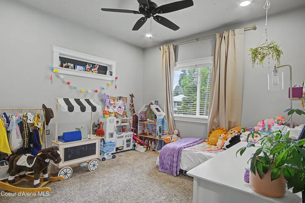 3110 E Lake Forest Drive Hayden Lake ID 83835