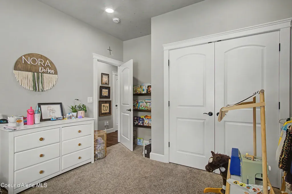 3110 E Lake Forest Drive Hayden Lake ID 83835