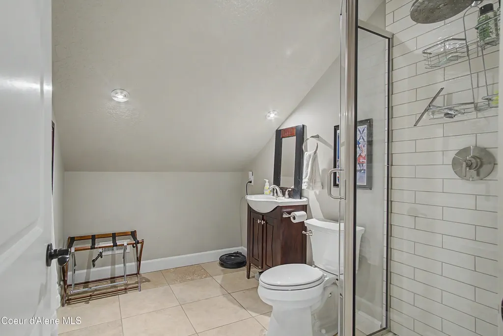 3110 E Lake Forest Drive Hayden Lake ID 83835
