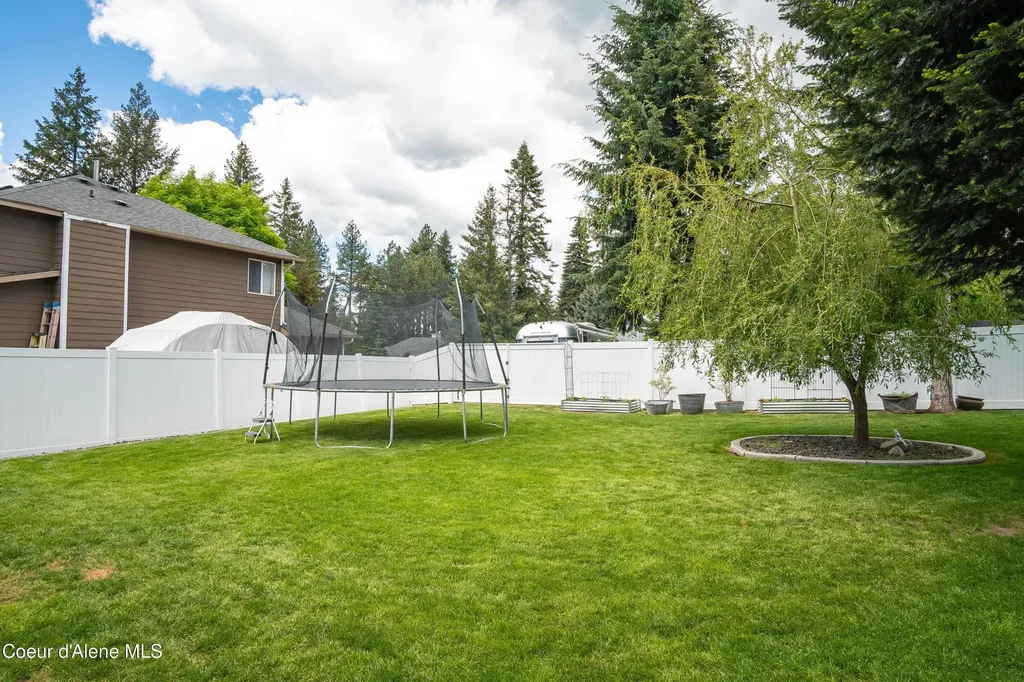 3110 E Lake Forest Drive Hayden Lake ID 83835