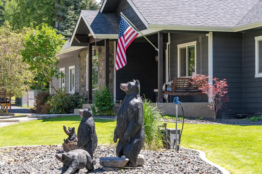 3110 E Lake Forest Drive Hayden Lake ID 83835
