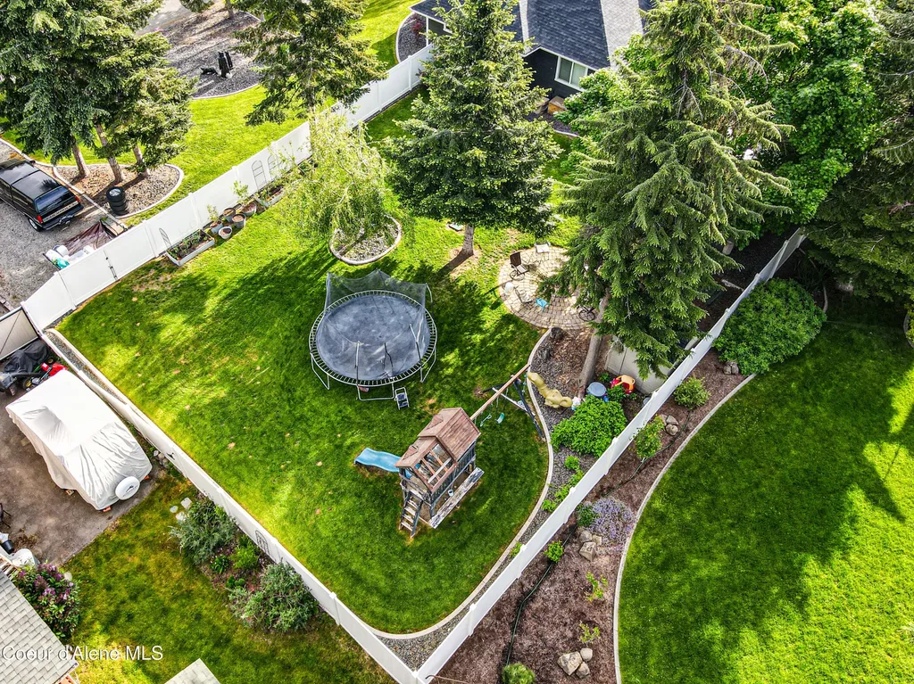 3110 E Lake Forest Drive Hayden Lake ID 83835