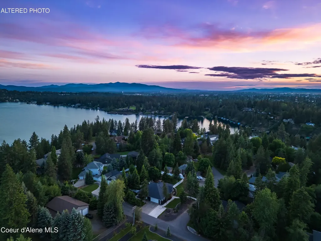 3110 E Lake Forest Drive Hayden Lake ID 83835
