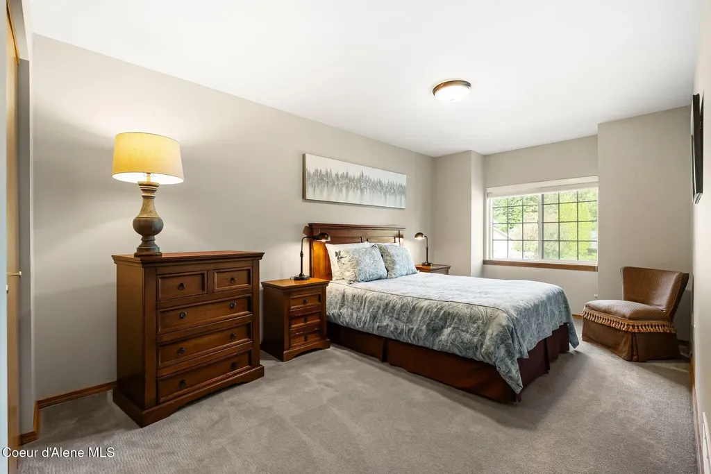 1407 Mathison Drive Sandpoint ID 83864