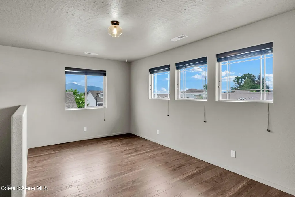 3317 N Knob Creek Court Post Falls ID 83854