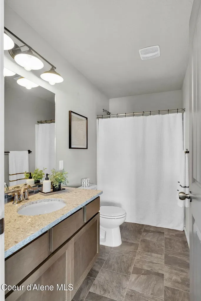 3317 N Knob Creek Court Post Falls ID 83854