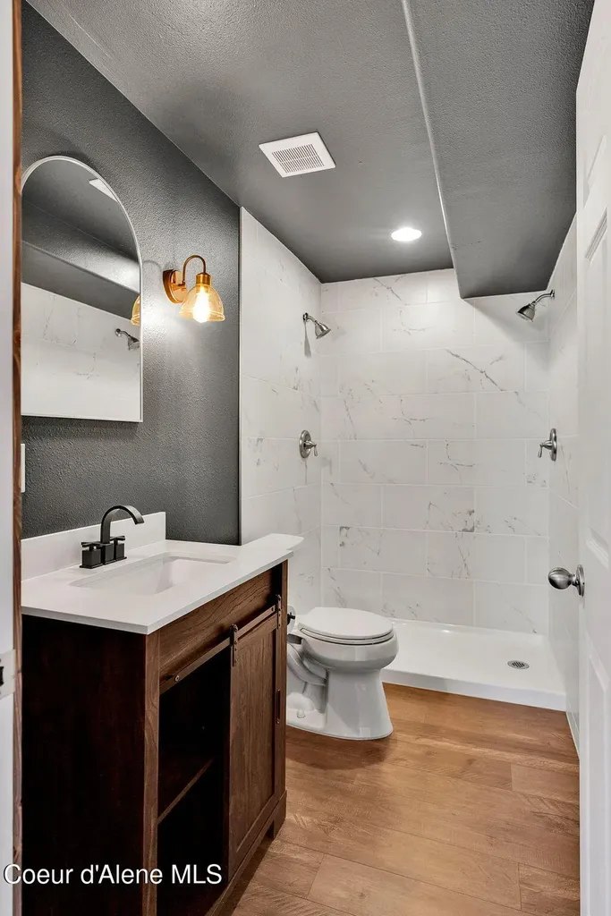 3317 N Knob Creek Court Post Falls ID 83854