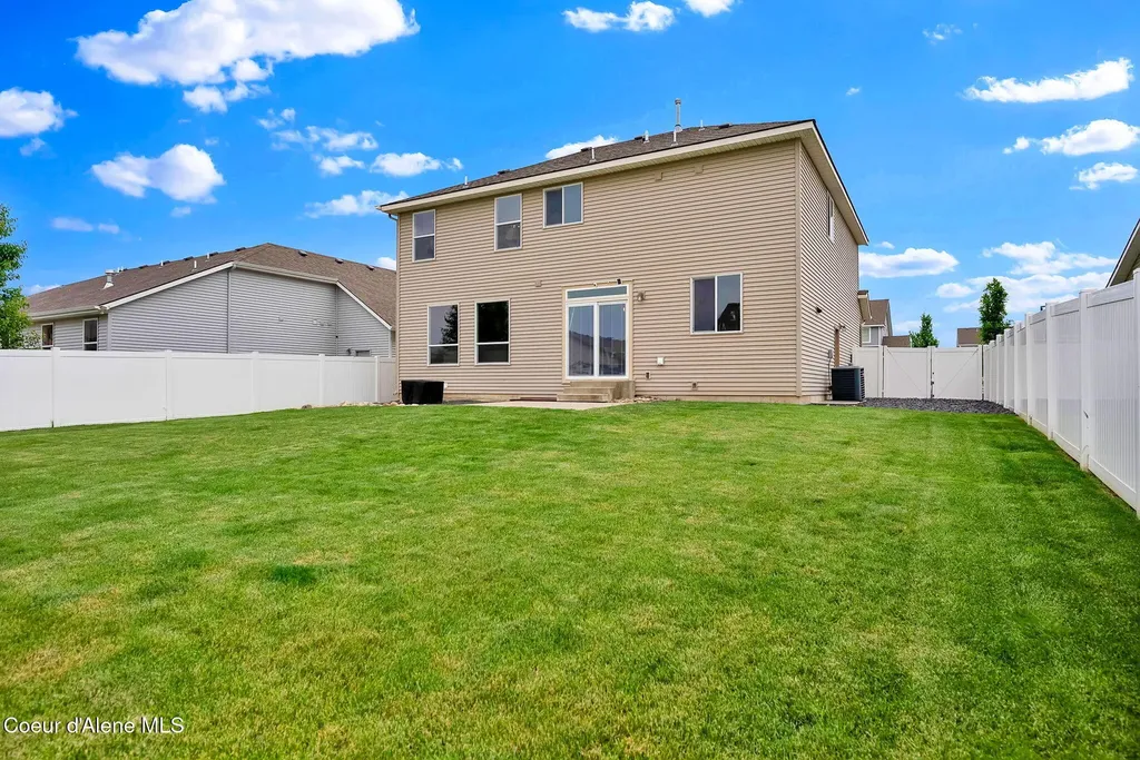 3317 N Knob Creek Court Post Falls ID 83854