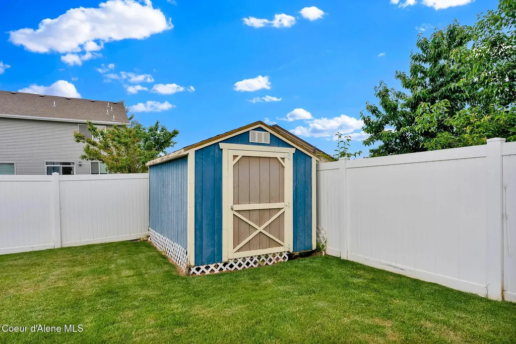 3317 N Knob Creek Court Post Falls ID 83854