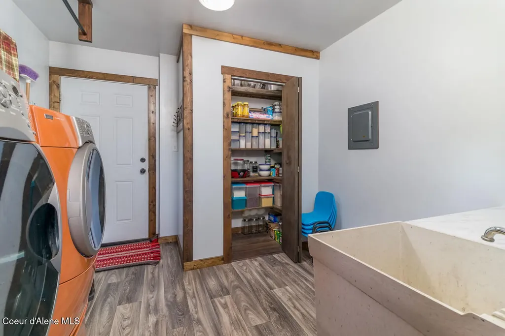 66022 Highway 2 Bonners Ferry ID 83805
