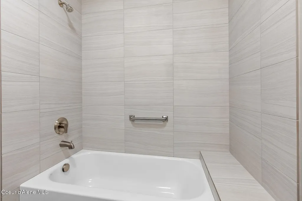 125 Golfview Lane Sandpoint ID 83864