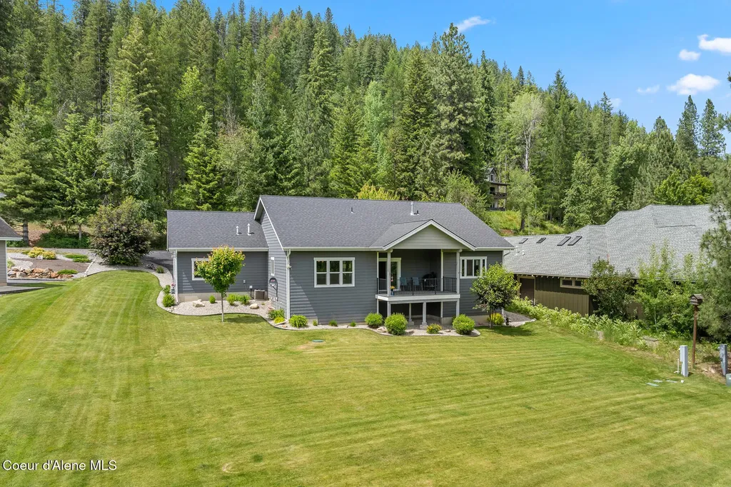 125 Golfview Lane Sandpoint ID 83864