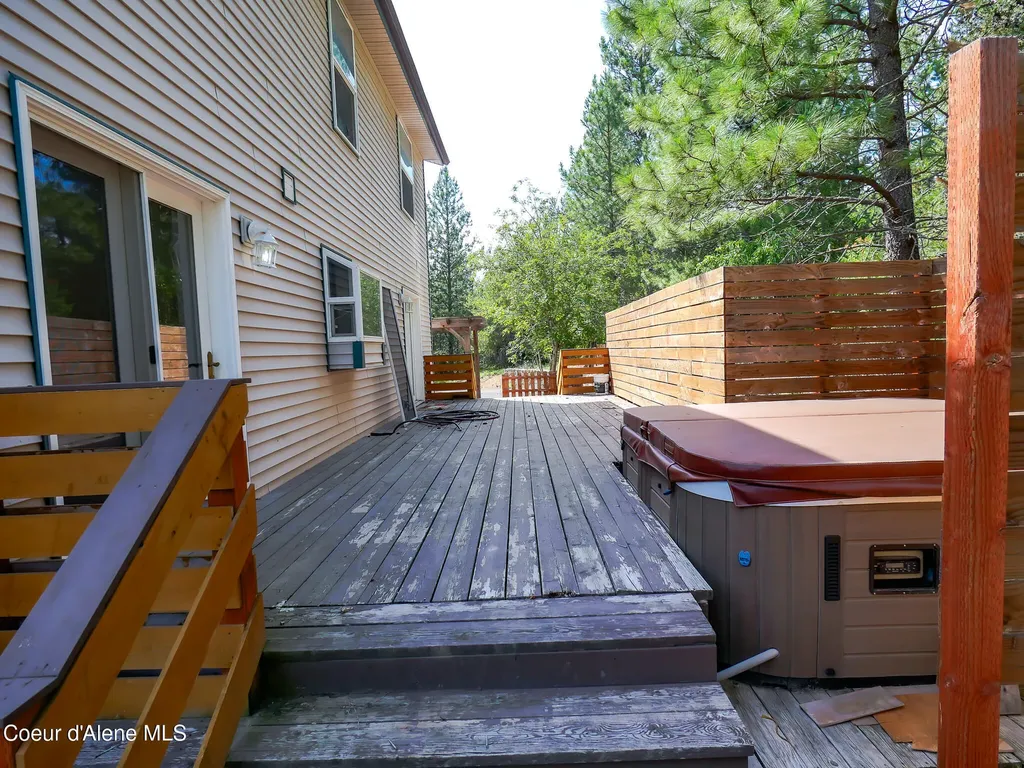 105 Ponderosa Way Bonners Ferry ID 83805