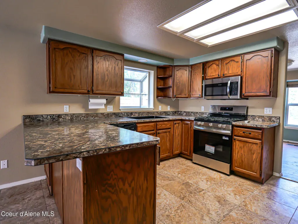 105 Ponderosa Way Bonners Ferry ID 83805