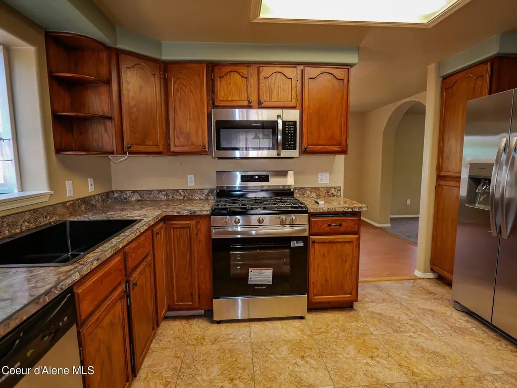 105 Ponderosa Way Bonners Ferry ID 83805