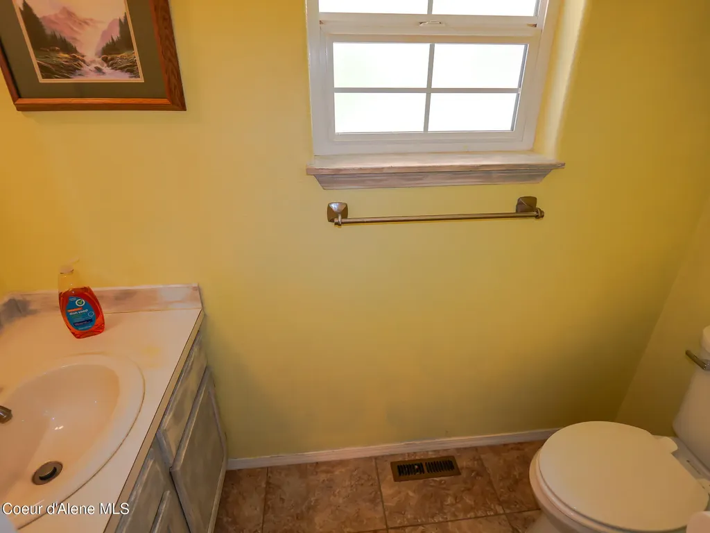 105 Ponderosa Way Bonners Ferry ID 83805
