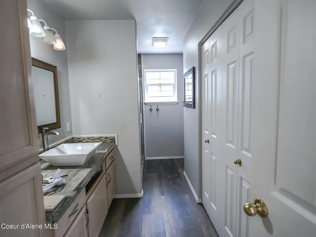 105 Ponderosa Way Bonners Ferry ID 83805