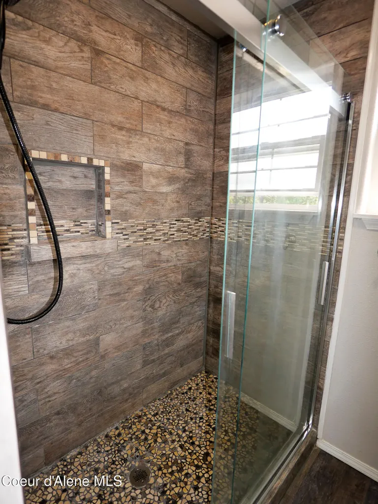 105 Ponderosa Way Bonners Ferry ID 83805