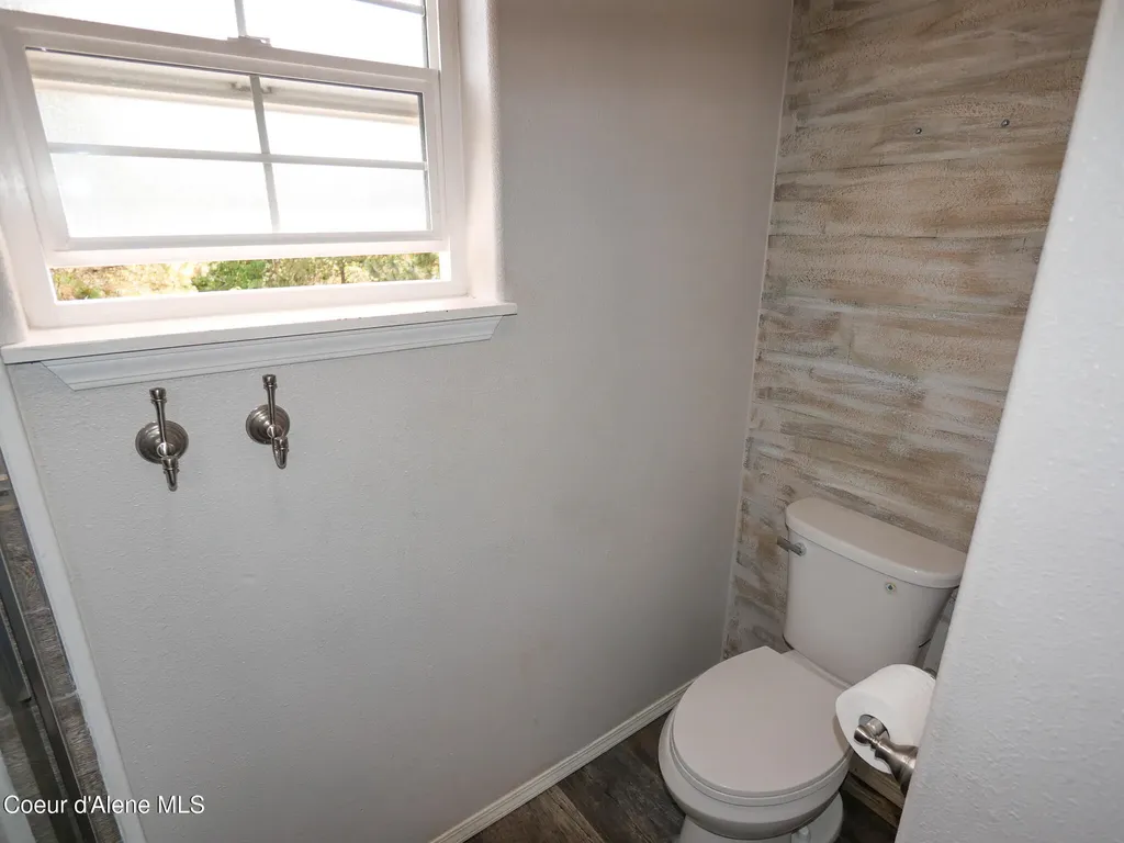 105 Ponderosa Way Bonners Ferry ID 83805