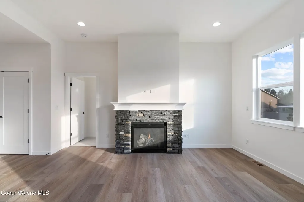 1184 E Walton Court Post Falls ID 83854