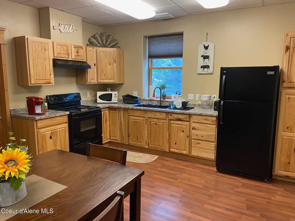 6249 W Maine Street Spirit Lake ID 83869
