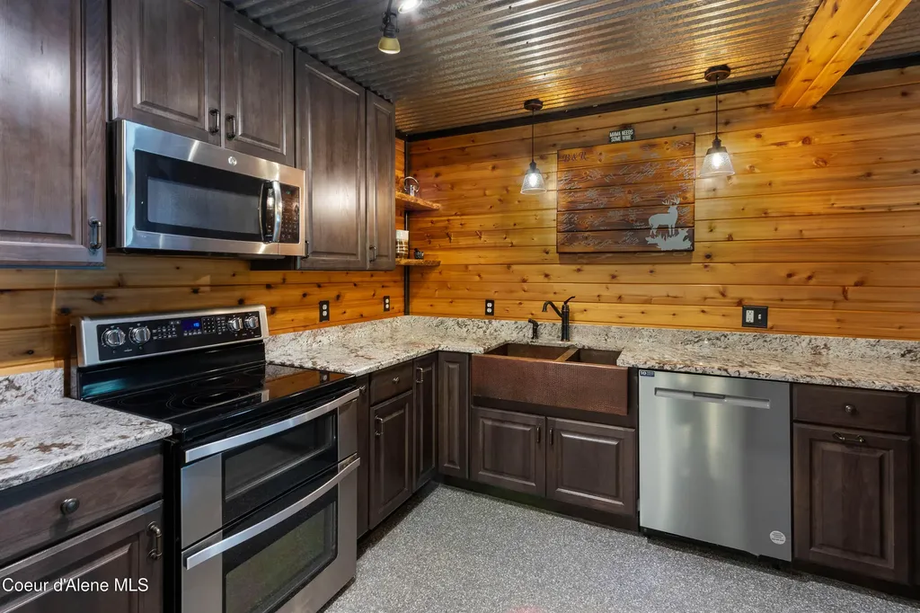 24606 N Nikoma Road Rathdrum ID 83858