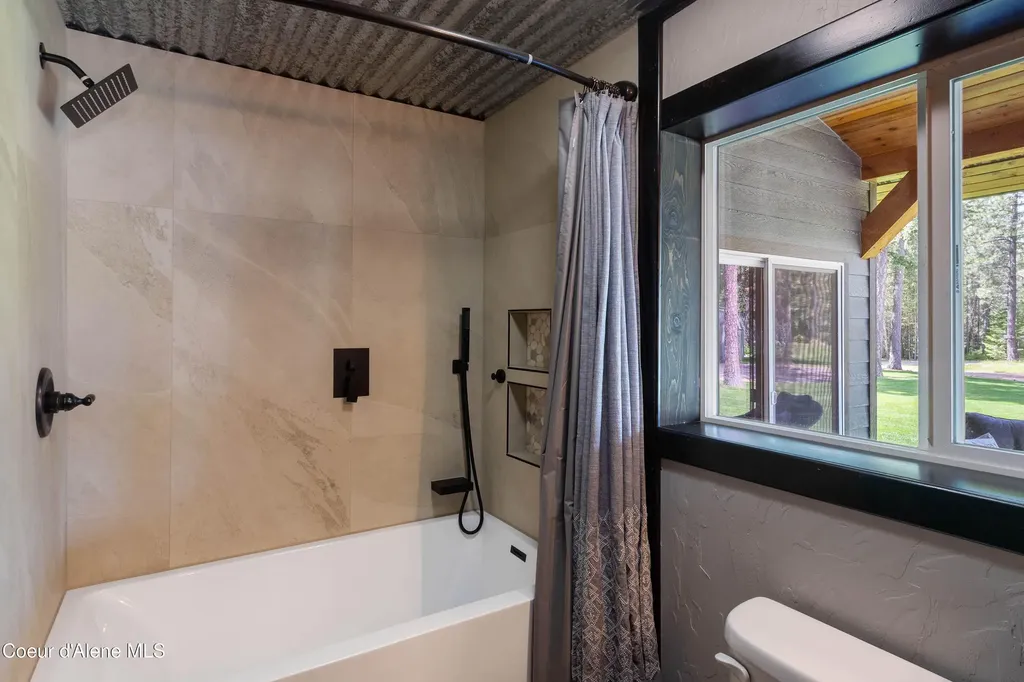 24606 N Nikoma Road Rathdrum ID 83858