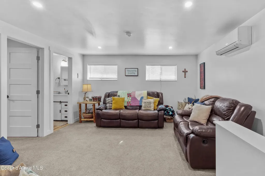 8702 E Scout Trail Road Athol ID 83801