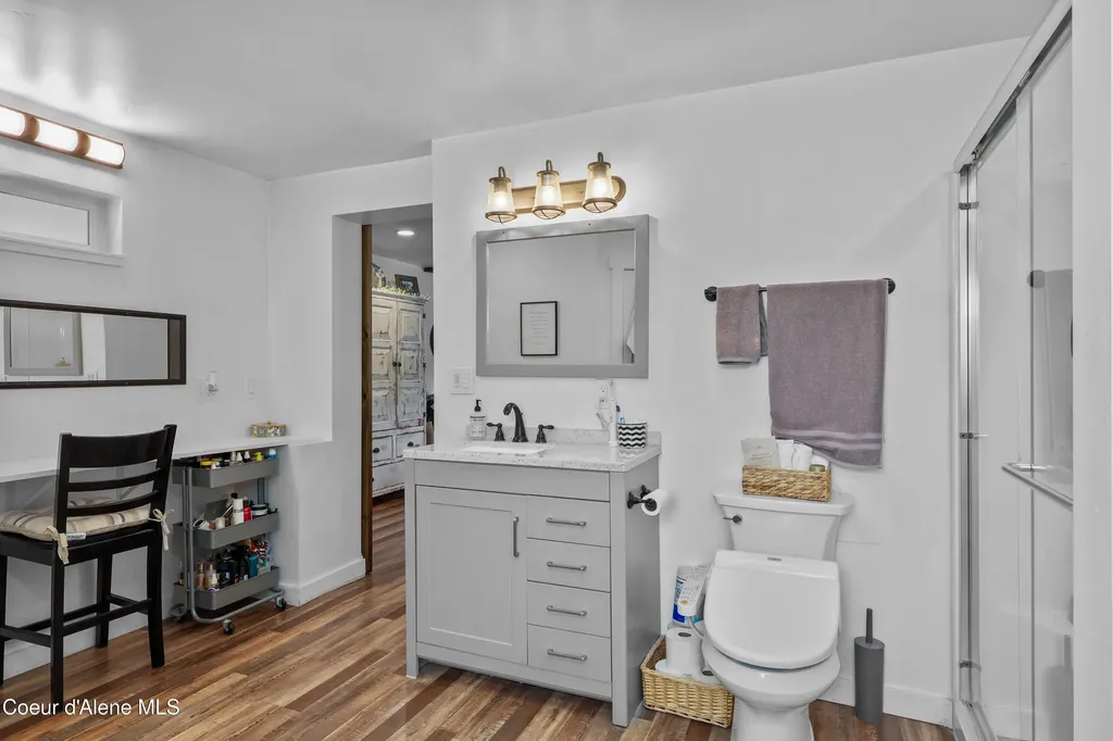 8702 E Scout Trail Road Athol ID 83801