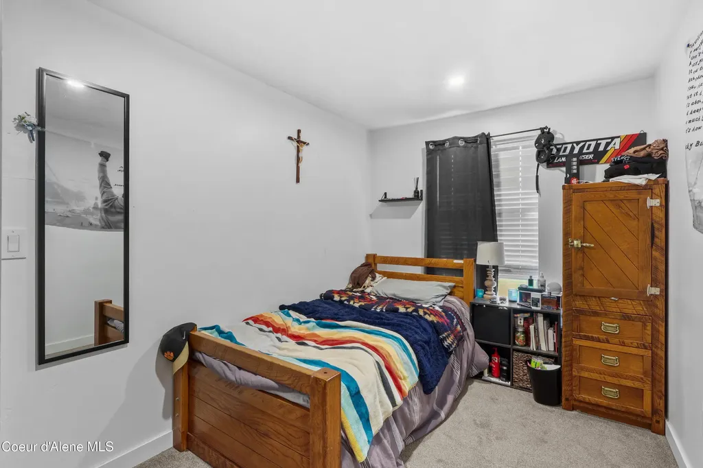 8702 E Scout Trail Road Athol ID 83801