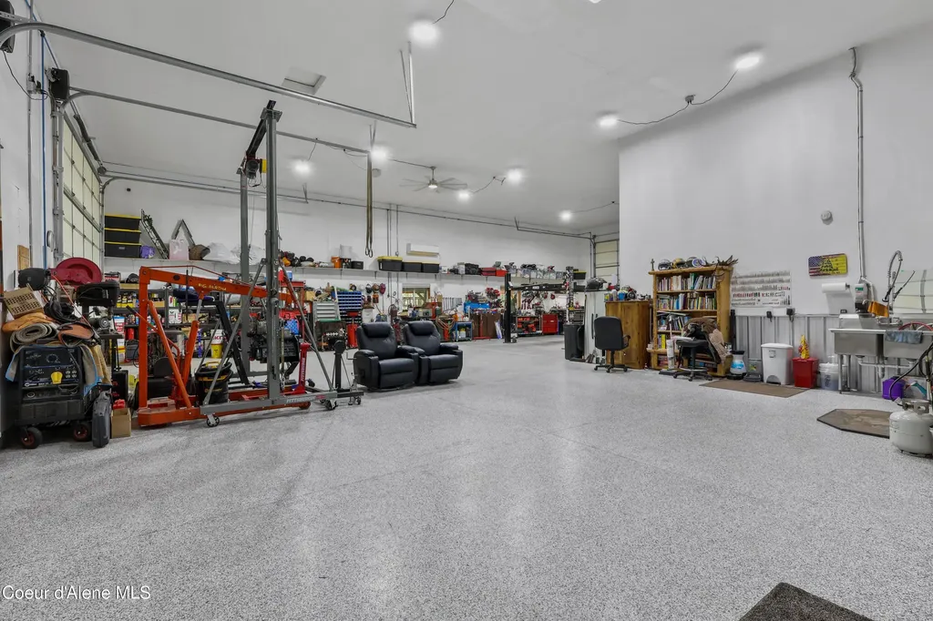 8702 E Scout Trail Road Athol ID 83801